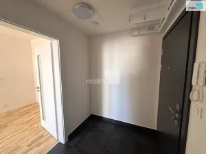 Pronájem bytu 1+kk, Dobřichovice, Pražská, 34 m2