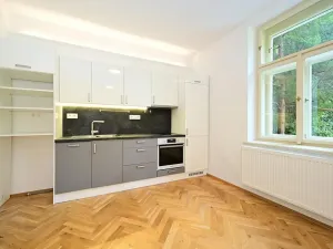 Pronájem bytu 1+kk, Praha - Smíchov, Na Březince, 32 m2