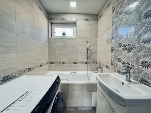 Prodej bytu 3+1, Dobroměřice, 5. května, 74 m2