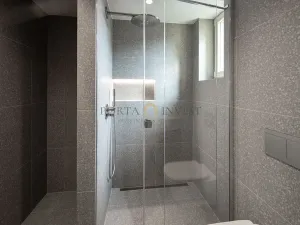 Prodej atypického bytu, Praha - Vinohrady, Pod Karlovem, 109 m2