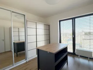 Pronájem bytu 3+kk, Praha - Hostivař, U hostivařského nádraží, 126 m2