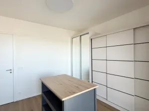 Pronájem bytu 3+kk, Praha - Hostivař, U hostivařského nádraží, 126 m2