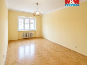 Pronájem bytu 4+kk, Praha, Biskupcova, 96 m2
