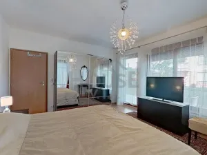 Pronájem bytu 4+kk, Praha - Vysočany, Jana Přibíka, 99 m2