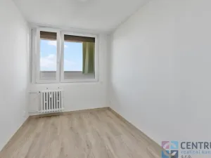 Pronájem bytu 3+1, Praha - Strašnice, Křenická, 68 m2