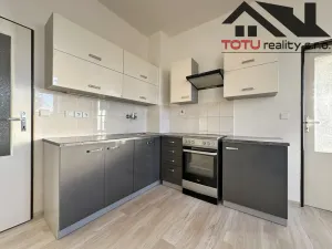 Pronájem bytu 1+1, Jaroměř, Lužická, 42 m2
