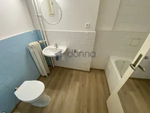 Pronájem bytu 1+kk, Praha, Slezská, 29 m2
