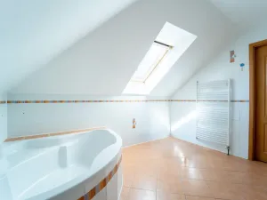 Prodej rodinného domu, Kolín - Sendražice, K Ovčárům, 206 m2