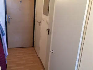 Prodej bytu 1+kk, Praha - Háje, Hlavatého, 28 m2
