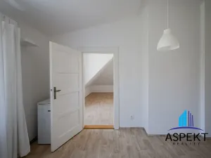 Pronájem bytu 1+1, Praha - Dejvice, Na pískách, 32 m2