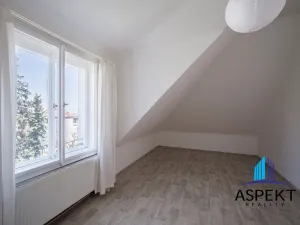 Pronájem bytu 1+1, Praha - Dejvice, Na pískách, 32 m2