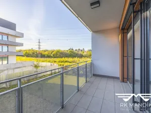 Pronájem bytu 1+kk, Praha - Střížkov, Roudnická, 36 m2