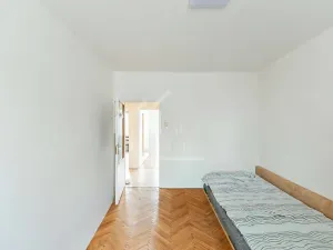 Prodej bytu 3+1, Praha - Vršovice, U Slavie, 72 m2