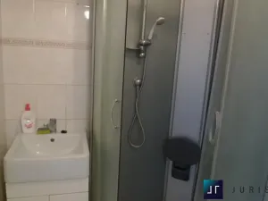 Prodej bytu 3+1, Praha - Strašnice, Černokostelecká, 64 m2