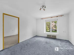 Prodej bytu 2+1, Pardubice, Teplého, 53 m2