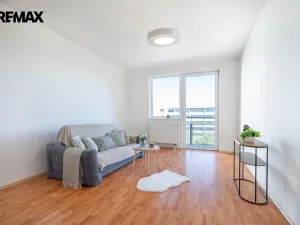 Prodej bytu 2+kk, Praha - Černý Most, Ocelkova, 56 m2