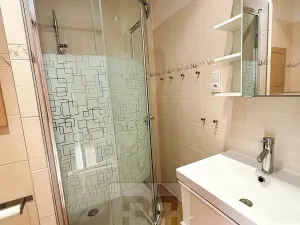 Pronájem bytu 1+kk, Praha - Modřany, Vitošská, 30 m2