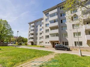 Prodej bytu 3+1, Znojmo, Dukelských bojovníků, 71 m2