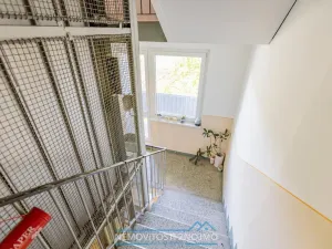 Prodej bytu 3+1, Znojmo, Dukelských bojovníků, 71 m2