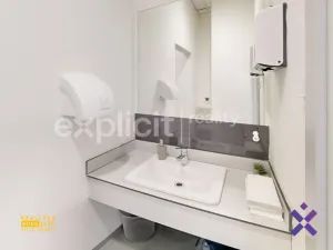 Pronájem kanceláře, Zlín, Vavrečkova, 421 m2