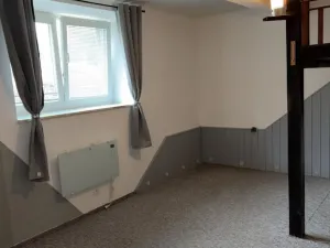 Pronájem bytu 1+1, Opava - Předměstí, Bezručovo náměstí, 30 m2