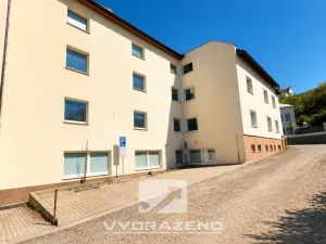 Prodej obchodního prostoru, Mladá Boleslav - Mladá Boleslav IV, Ptácká, 1800 m2