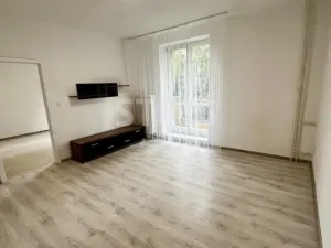 Pronájem bytu 2+1, Ostrava - Poruba, Dvorní, 56 m2