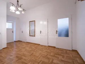 Prodej bytu 3+1, Praha - Vinohrady, Orlická, 112 m2