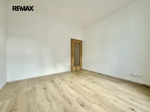 Pronájem bytu 2+kk, Plzeň, Klatovská třída, 50 m2