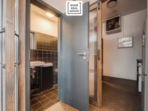 Prodej obchodního prostoru, Praha - Smíchov, Pod Barvířkou, 73 m2