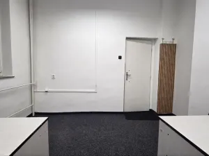 Pronájem kanceláře, Praha - Holešovice, Přístavní, 37 m2
