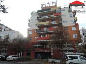 Pronájem garáže, Praha - Vysočany, Podkovářská, 18 m2