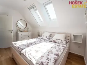 Pronájem rodinného domu, Holubice, 122 m2