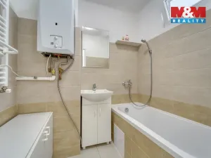 Pronájem bytu 2+1, Plzeň - Koterov, Topolová, 60 m2