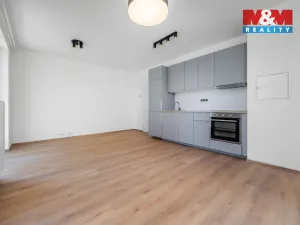 Pronájem bytu 2+kk, Dobřany, 55 m2