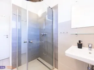 Prodej bytu 2+kk, Staré Město - Stříbrnice, 48 m2