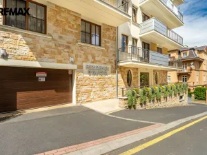 Pronájem bytu 2+kk, Karlovy Vary, Svahová, 45 m2