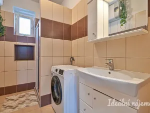 Pronájem bytu 2+1, Brno, Lužná, 55 m2
