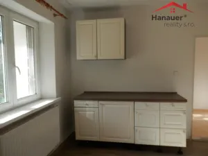 Pronájem bytu 3+1, Ústí nad Labem - Střekov, Novoveská, 74 m2