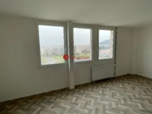 Pronájem bytu 3+1, Teplice - Trnovany, Antonína Sochora, 100 m2