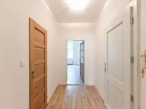 Prodej bytu 2+kk, Praha - Smíchov, U Santošky, 42 m2