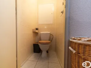 Prodej bytu 1+1, Praha, Valentova, 44 m2