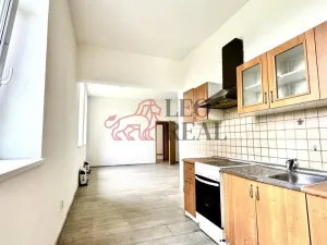 Pronájem bytu 3+kk, Staré Město, Brněnská, 70 m2