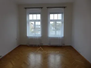 Pronájem bytu 3+1, Nový Bor - Arnultovice, Revoluční, 125 m2