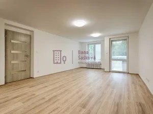 Pronájem bytu 2+kk, Jindřichův Hradec - Otín, 50 m2