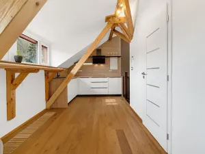 Prodej komerční nemovitosti, Praha, V Podbabě, 90 m2