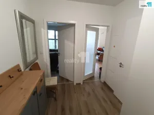 Pronájem bytu 2+kk, Praha - Modřany, Zlochova, 62 m2