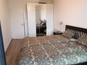 Pronájem bytu 2+kk, Praha - Modřany, Zlochova, 62 m2