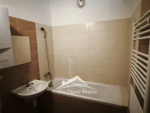 Pronájem bytu 2+kk, Plzeň, Martinská, 47 m2