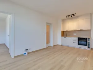 Pronájem bytu 2+kk, Praha - Vysočany, Poděbradská, 50 m2